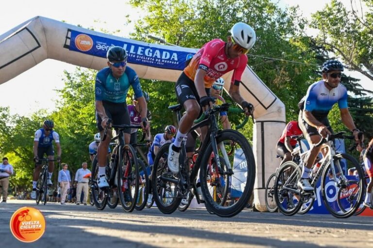 Comenzó la 49 Vuelta Ciclista de Mendoza y acá está el programa completo