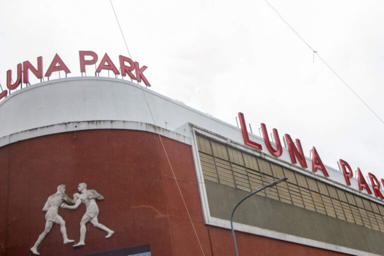 Luna Park: desmienten su demolición y anuncian su modernización