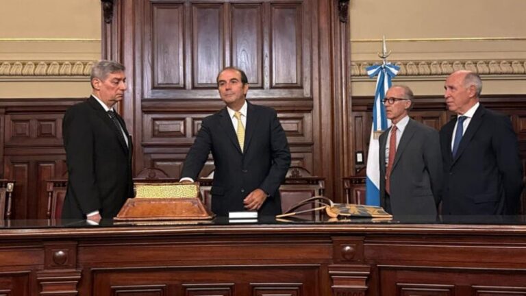 Manuel García-Mansillajuró como juez de la Corte Suprema