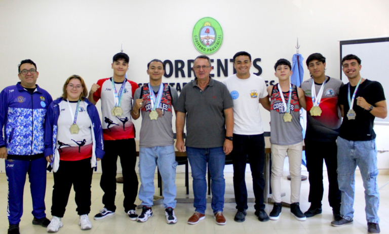 Terrile recibió a deportistas destacados en el Open Summer de kickboxing en Misiones