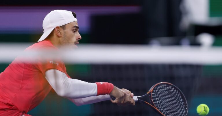 Francisco Cerúndolo perdió contra Carlos Alcaraz en cuartos y quedó eliminado de Indian Wells