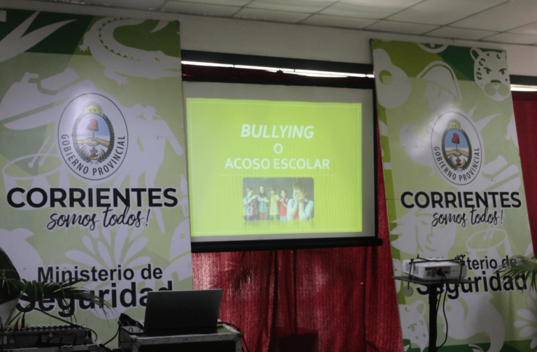 Charla sobre Bullying en la Escuela Juan Ramón Fernández del barrio Dr. Montaña