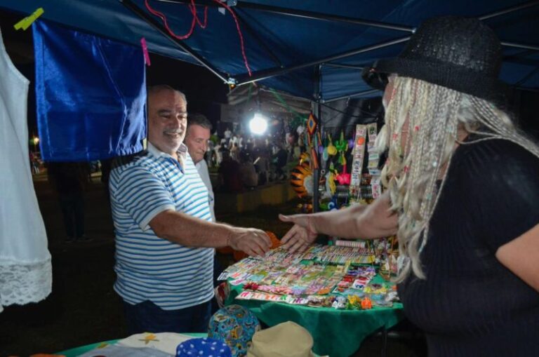 Colombi: A muchos de los que ayudé, hoy no quieren fotos conmigo