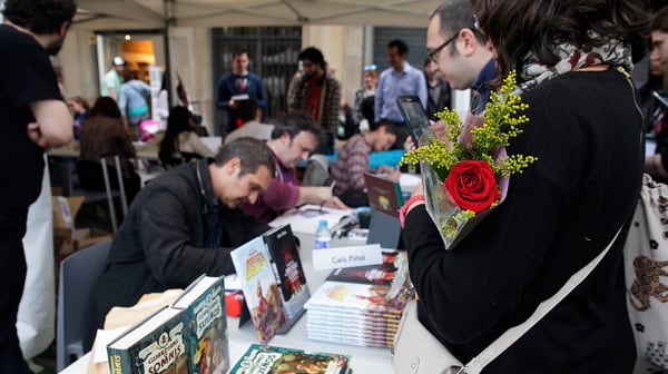 Libros y rosas: Sant Jordi también se celebra en Buenos Aires