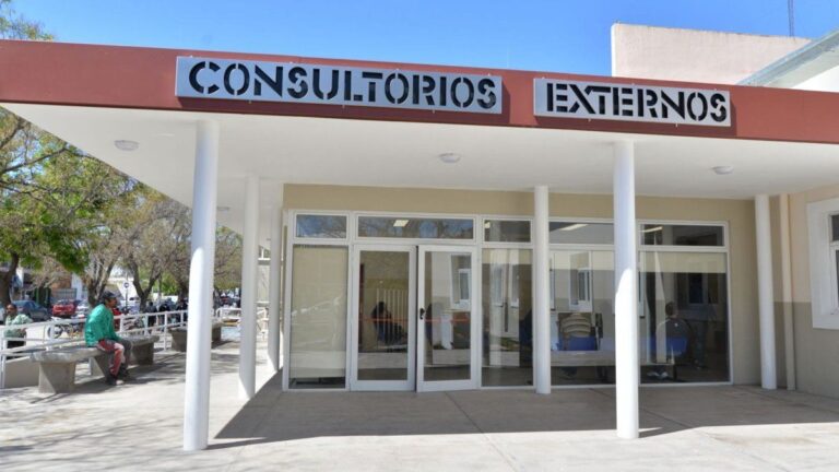 Río Negro: una bebé de 10 meses sufrió quemaduras en su carita