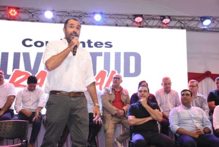 Valdés y Suaid destacaron el rol histórico y el futuro de la UCR