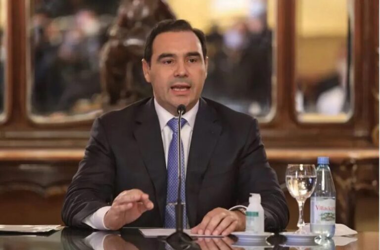 Valdés celebró los triunfos radicales y analiza la fecha electoral para Corrientes