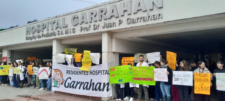 Hospital Garrahan: diputados porteños exigen que la Legislatura apoye el reclamo de residentes