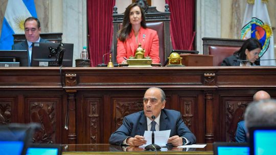 Francos comparecerá ante un Senado cargado de obstáculos para Milei