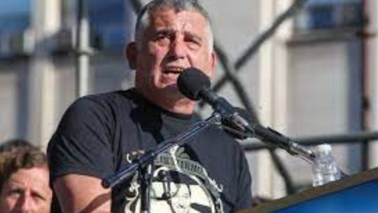 Mario ‘Paco’ Manrique: Esto se arregla con organización o con sangre