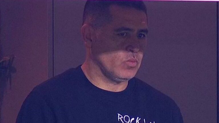 Juan Román Riquelme habló con tres jugadores tras la eliminación de Boca: con quiénes conversó
