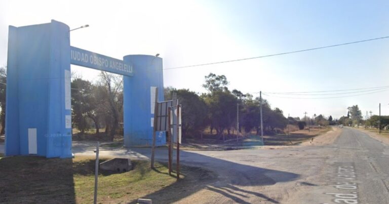 Tragedia en Córdoba: atropelló con su moto a un anciano, lo mató y escapó