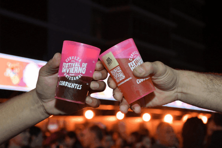 Con masiva asistencia comenzó el Festival de Invierno Cerveza Artesanal