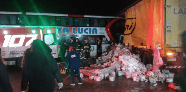 Dos correntinos murieron en un trágico choque en Santa Fe