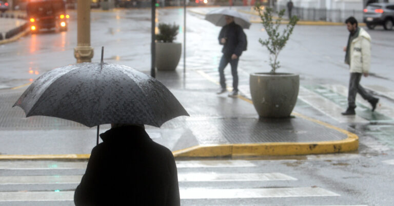 Vuelven las lluvias a CABA y hay 14 provincias en alerta: cómo estará el clima en el cierre de las vacaciones de invierno
