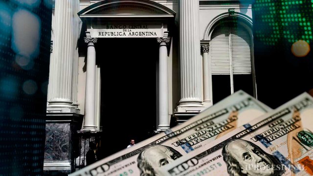 Nuevo paso hacia el bimonetarismo: el BCRA habilitó el uso de cheques electrónicos en dólares