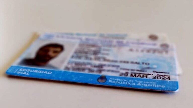 Licencia de conducir: la edad límite para manejar en Argentina y cuándo hay que renovar el carnet