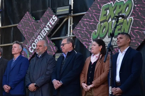 Polich recorrió la Expo Joven y destacó el rol de los jóvenes