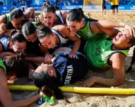 La Selección Argentina femenina de beach handball se consagró campeona