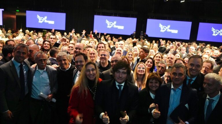 El cierre de listas impacta de lleno en el gabinete de Javier Milei: los funcionarios que asoman como candidatos