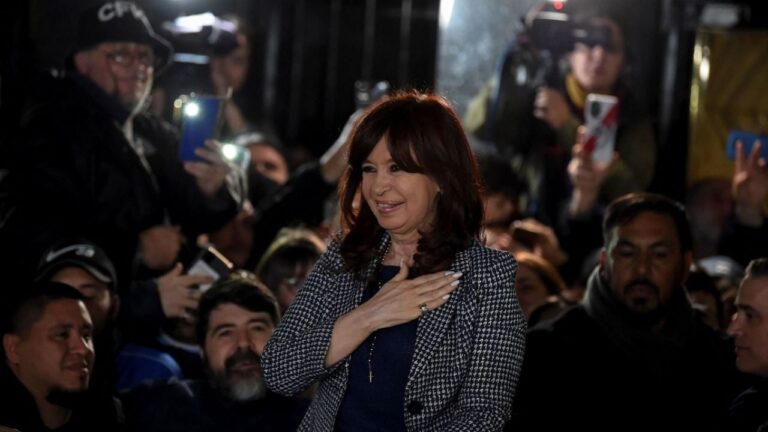 Cristina Kirchner contra el reloj: pide frenar el decomiso de sus bienes