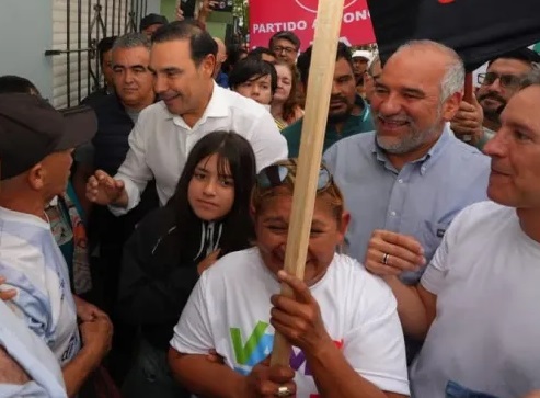 Vamos Corrientes realizó otra multitudinaria caminata