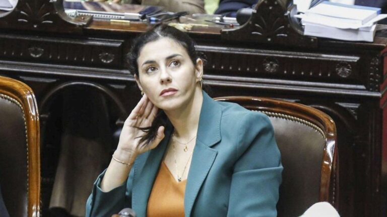 Se quebró el bloque de La Libertad Avanza en Diputados: se fueron Marcela Pagano y Carlos D’Alessandro