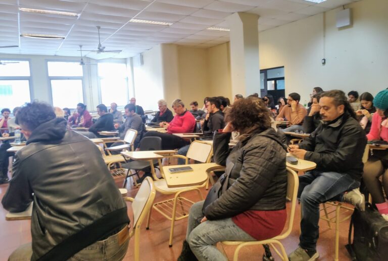 Asamblea de intelectuales y artistas de izquierda. Se realizó su 2 reunión