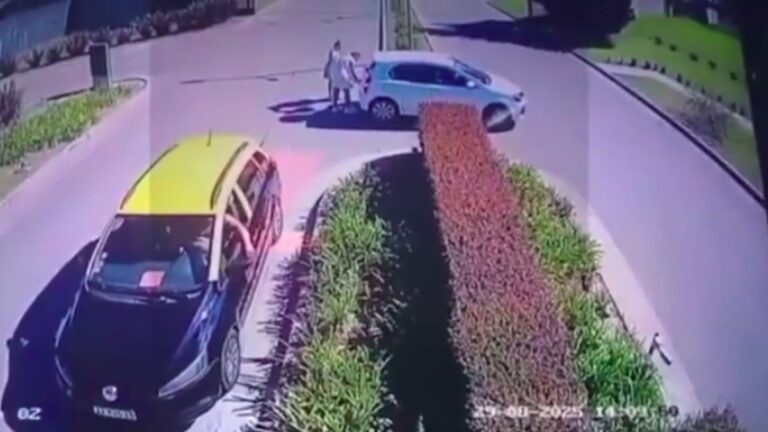 Berazategui: turistas pidieron un DiDi para ir a un country y el chofer escapó con sus valijas