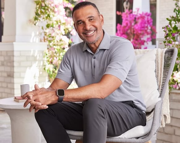 Fue una estrella, tuvo un peinado inolvidable por años pero cambió y hoy está irreconocible