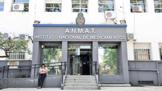La ANMAT se activa: en 48 horas clausuró dos laboratorios por no cumplir con buenas prácticas de manufactura