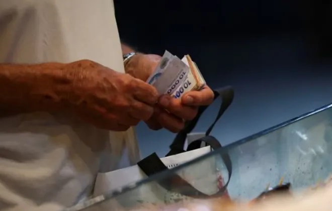 Una familia tipo debe cobrar $1.160.780 para no ser pobre