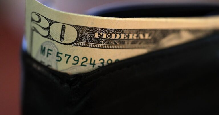 Dólar ahorro hoy: a cuánto cotiza este viernes 19 de septiembre