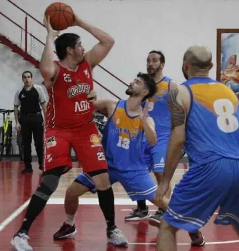 Córdoba se recuperó para regresar a lo más alto de la tabla