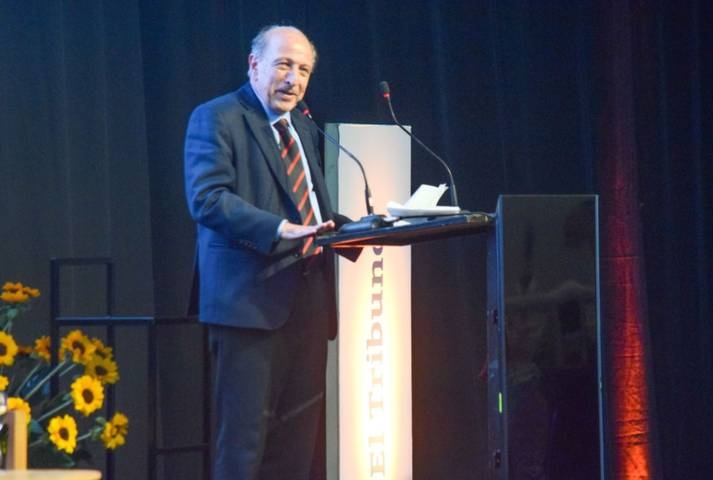 Albanese: La política se divide entre el poder nacional y las provincias