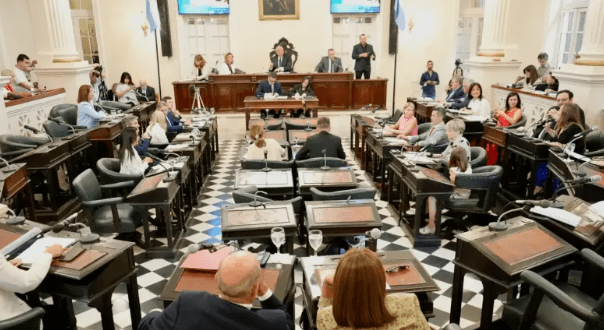 Corrientes: Diputados sancionó la Ley de Endometriosis y dio media sanción a la de Cáncer de Piel