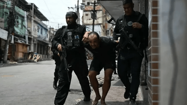 Nuevo sangriento operativo en una favela de Río de Janeiro contra el Comando Vermelho