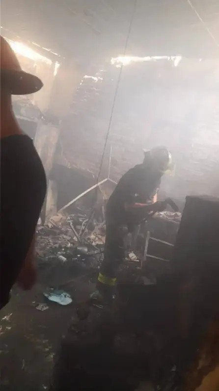 se incendió una oficina en el rectorado de la Unne
