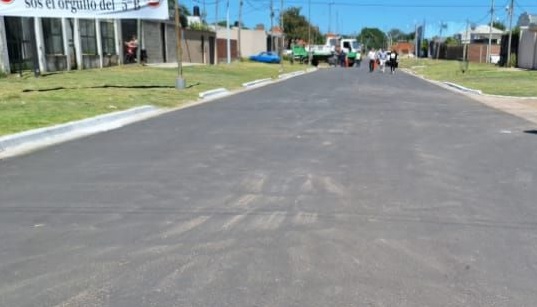 Valdés destacó las pavimentaciones realizadas en el barrio La Olla