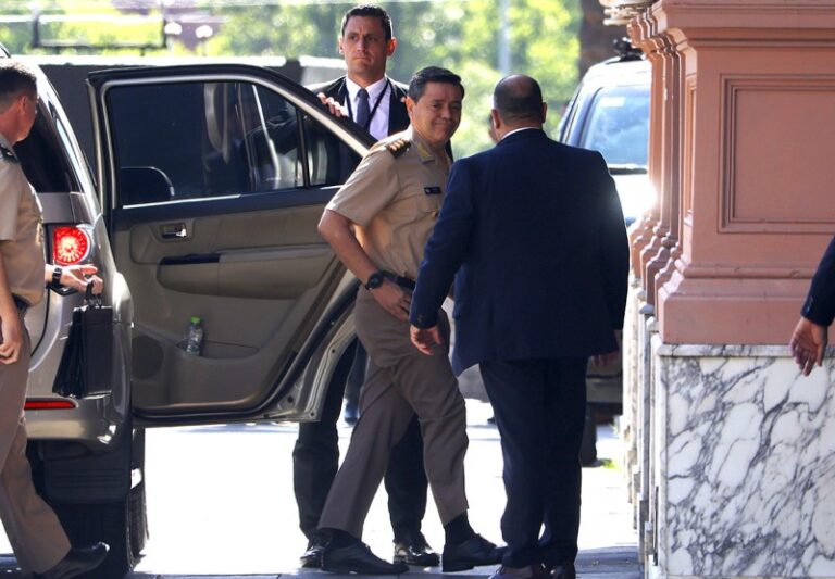 Decepción en las Fuerzas Armadas con la cúpula militar que anunció Presti: «No es la limpieza que esperábamos»