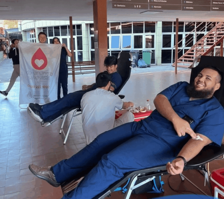 Realizan en Casa de Gobierno un acto para conmemorar el 60 aniversario del Banco de Sangre Central