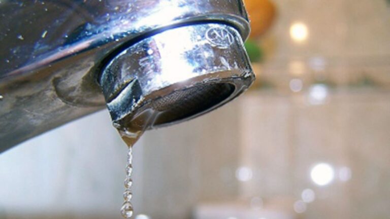 Cortes de agua tras el apagón masivo en el AMBA: el comunicado de AySA