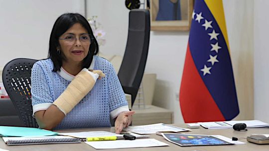 Venezuela recibe US$300 millones por ventas de crudo respaldadas por EE.UU.