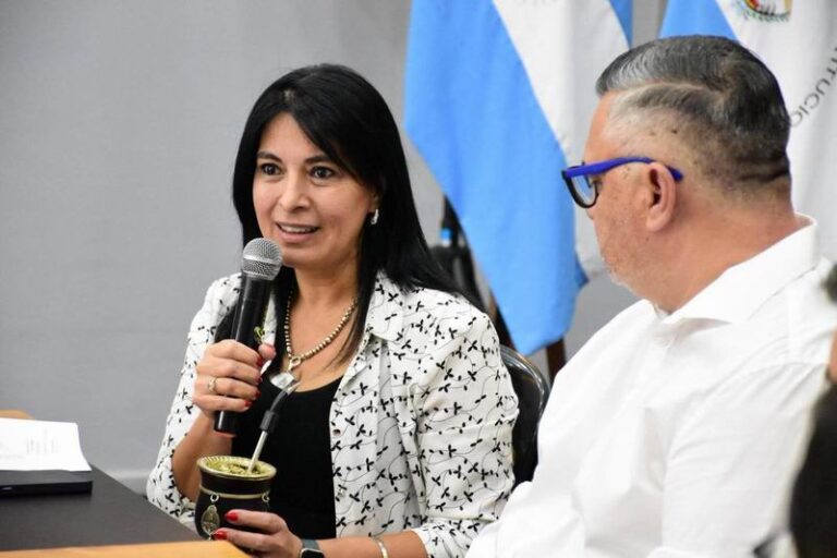 Miño muestra su impronta y un par de gremios encienden los reclamos