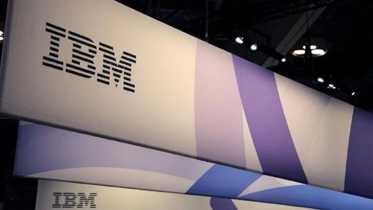 La Inteligencia Artificial pone en jaque a IBM: Claude moderniza COBOL y provoca una caída histórica en sus acciones