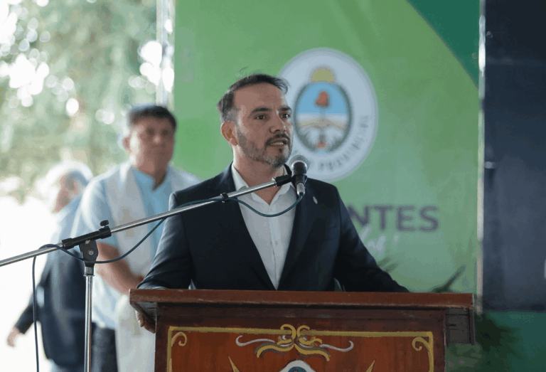 El gobernador Juan Pablo Valdés inaugura el nuevo edificio de la Escuela Hogar
