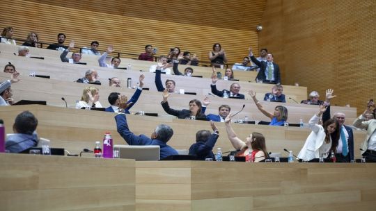 Emergencia sanitaria en Córdoba: la UCR impulsa una doble ofensiva por fondos y médicos para el interior