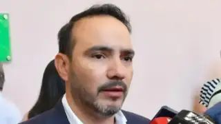 Gobernador Juan Pablo Valdés durante anuncio de fondos para jubilaciones en Corrientes