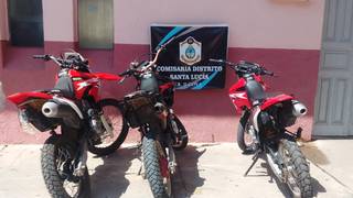 Operativo policial de control vehicular en una ruta de Corrientes