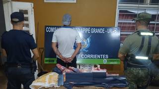 Operativo policial en zona costera de Isla Apipé, Corrientes